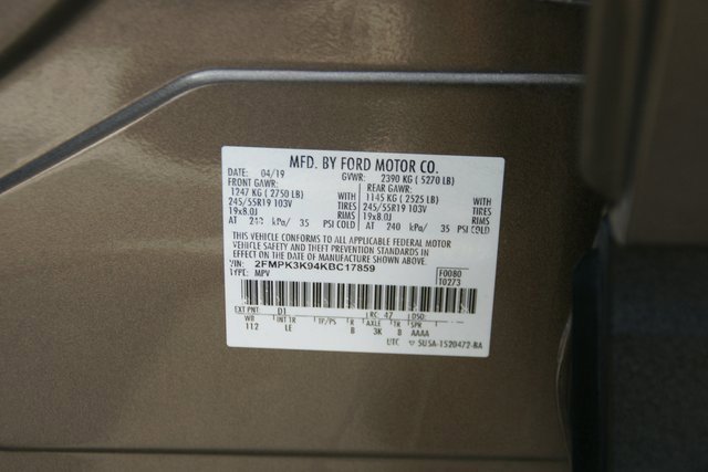 Used 2019 Ford Edge Titanium image 40