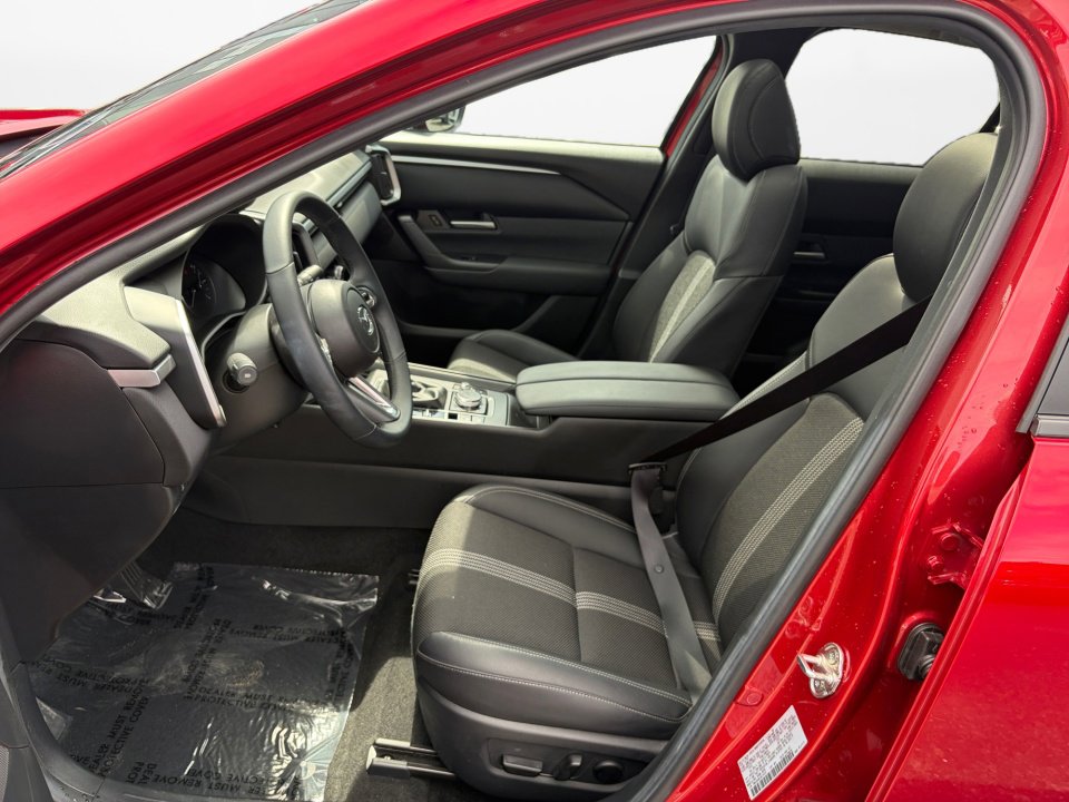 Certified 2025 MAZDA CX-50 AWD 2.5 S w/ Weather Package image 9