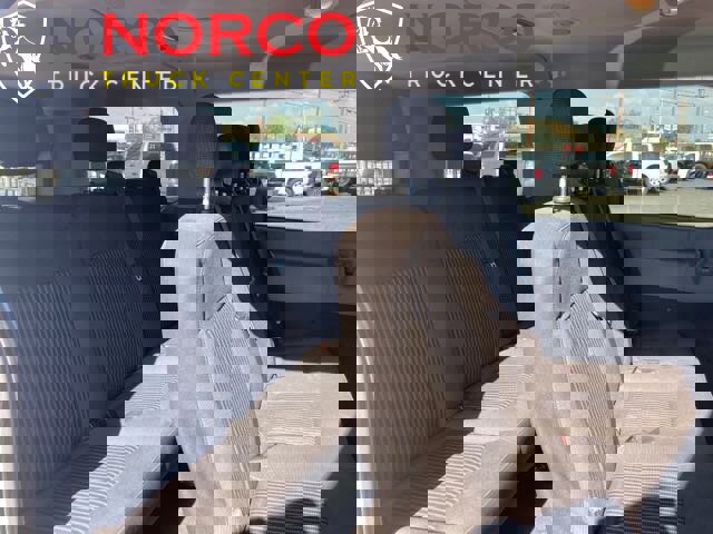 Used 2017 Ford Transit 150 XL image 8