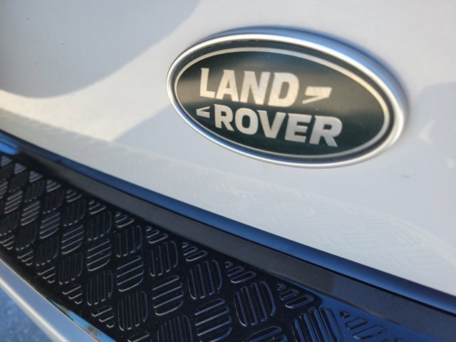 Used 2021 Land Rover Defender 110 S image 12