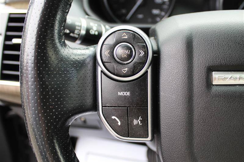 Used 2014 Land Rover Range Rover Sport HSE AWD/4WD image 17