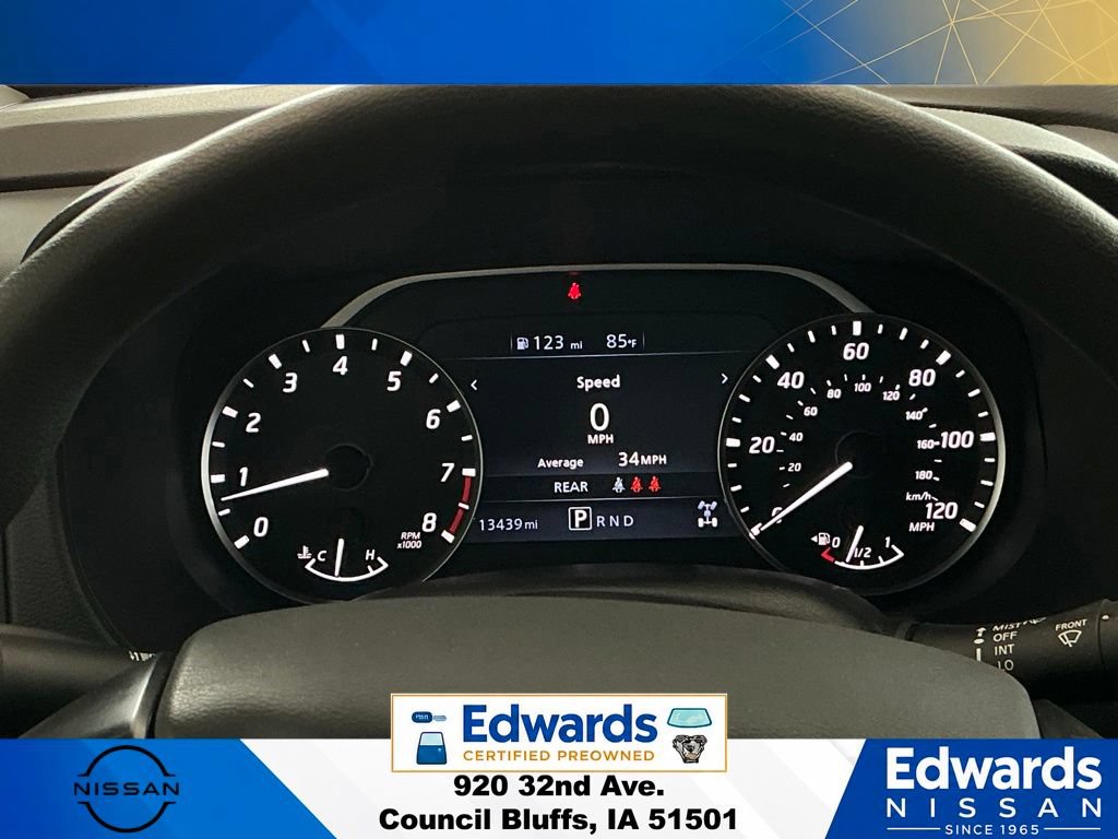 Used 2024 Nissan Frontier SV AWD/4WD image 16