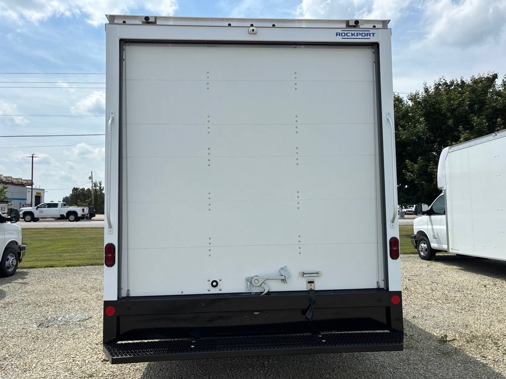 New 2026 Chevrolet Express 4500 w/ Power Convenience Package RWD image 3