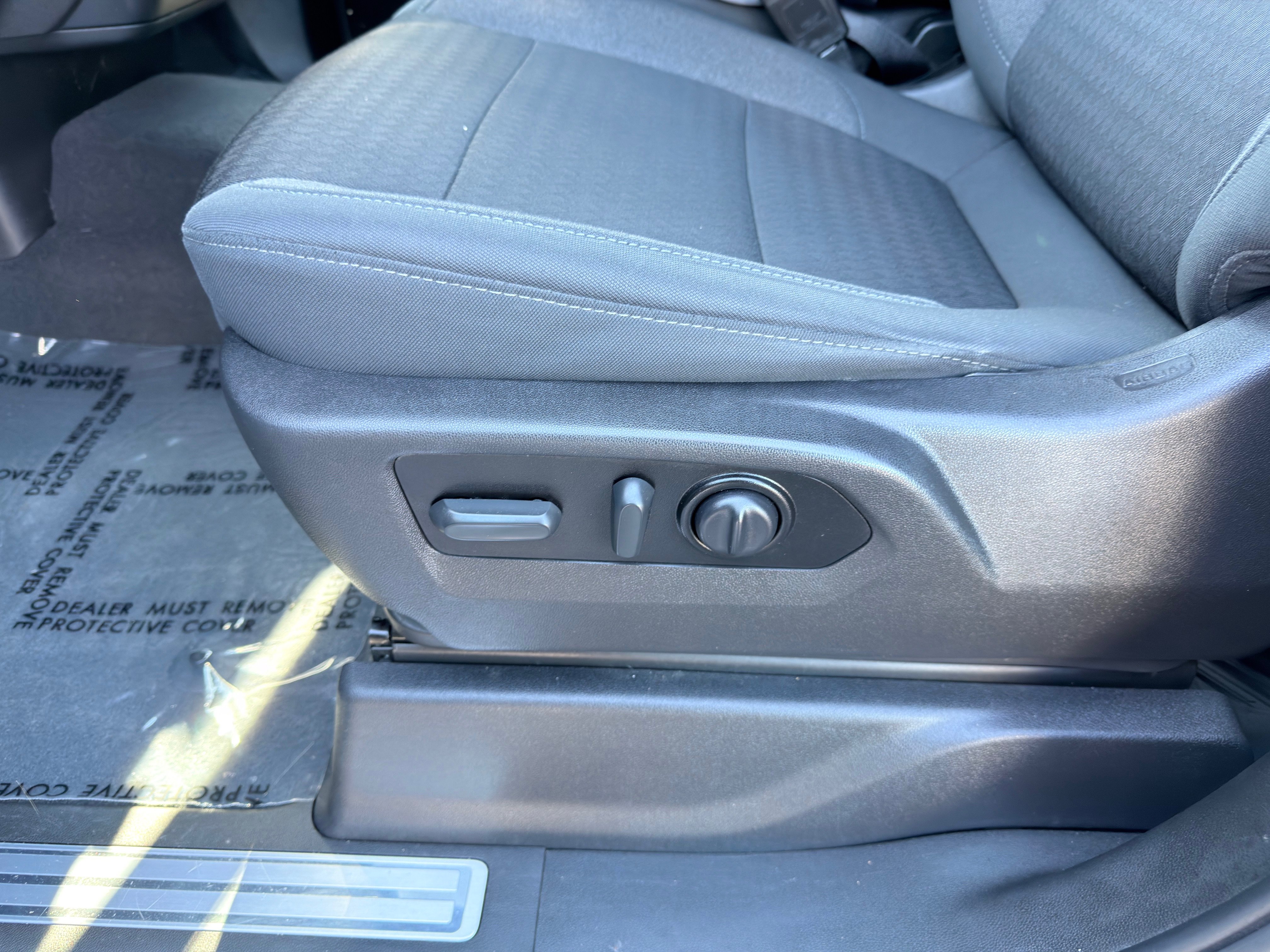 Used 2021 Chevrolet Silverado 1500 RST w/ Z71 Off-Road Package image 30