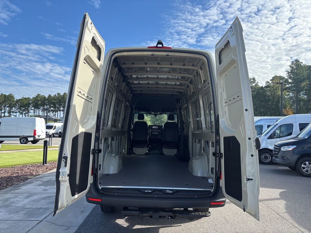New 2026 Mercedes-Benz Sprinter 2500 image 11
