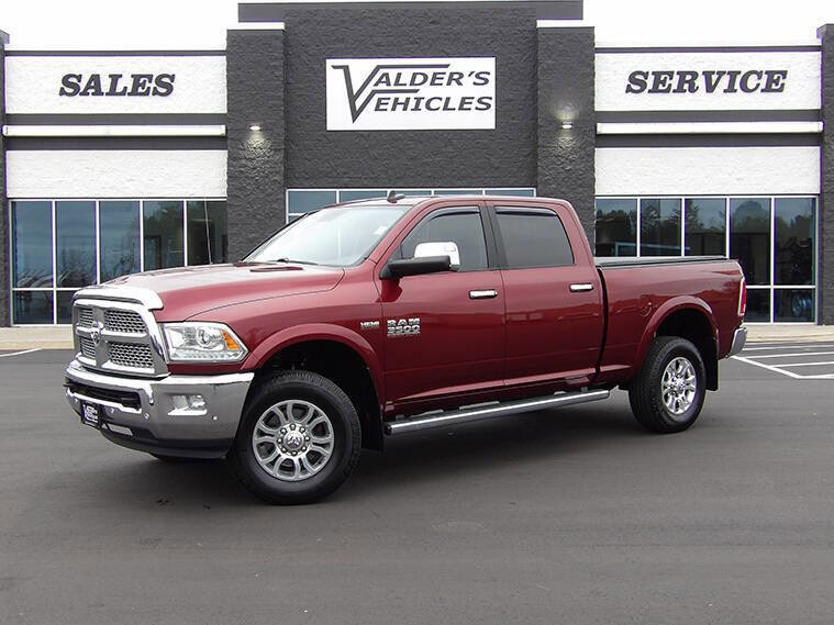 Used 2017 RAM 3500 Laramie w/ Convenience Group image 1