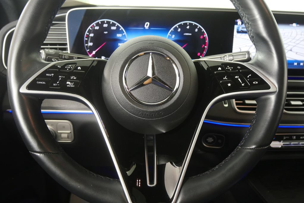 Used 2024 Mercedes-Benz GLS 450 4MATIC image 18