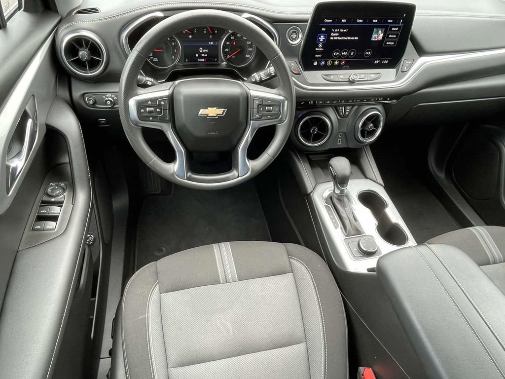 Used 2023 Chevrolet Blazer LT w/ Convenience Package AWD/4WD image 12