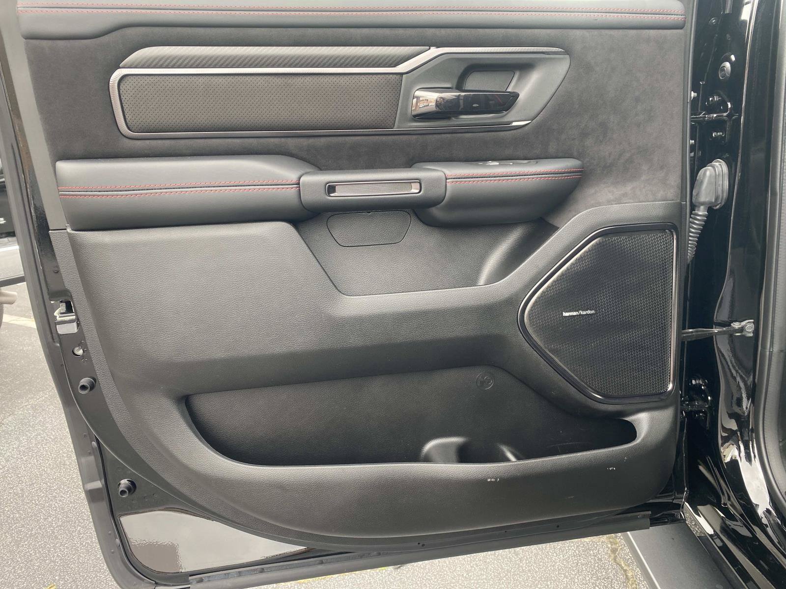 Used 2025 RAM 1500 RHO w/ RHO Level 1 Equipment Group AWD/4WD image 17