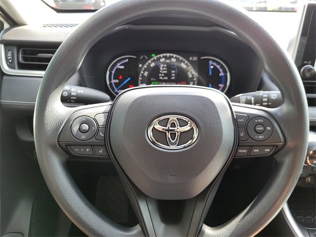 Used 2025 Toyota RAV4 XLE image 21