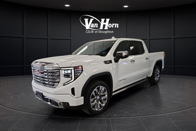 Used 2023 GMC Sierra 1500 Denali w/ Denali Reserve Package AWD/4WD image 3