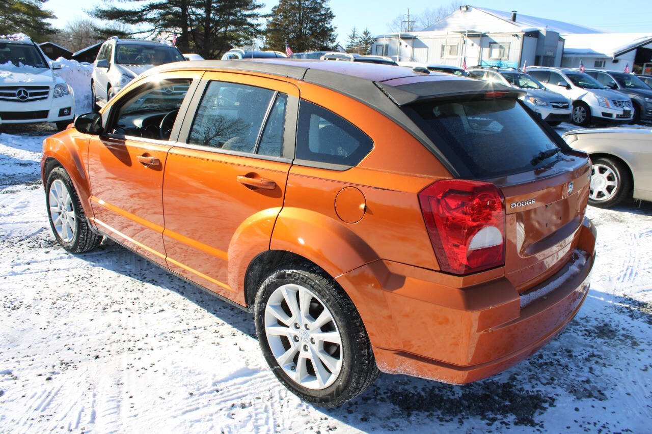 Used 2011 Dodge Caliber Heat w/ Premium Sound Group image 9