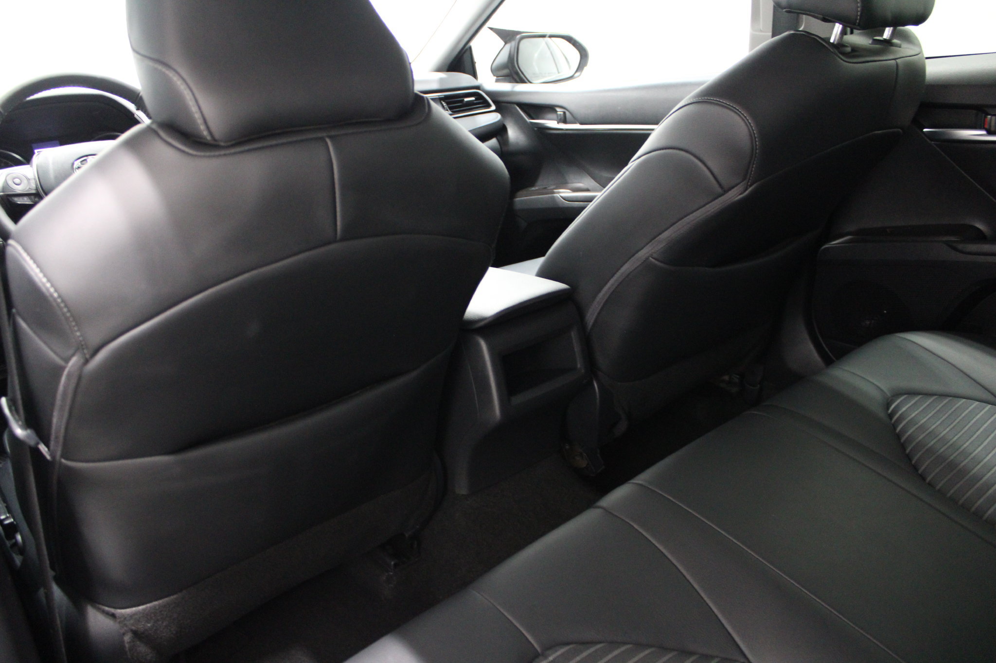 Used 2024 Toyota Camry SE FWD image 16