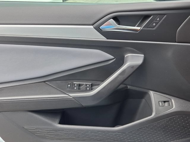 New 2026 Volkswagen Jetta SE FWD image 27