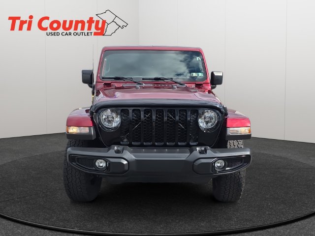 Used 2021 Jeep Gladiator Sport AWD/4WD image 2