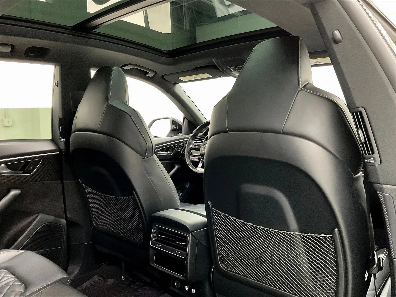 Used 2020 Audi SQ8 Prestige w/ Prestige Package AWD/4WD image 45
