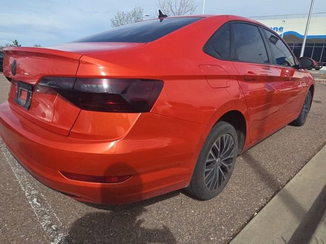 Used 2021 Volkswagen Jetta SE w/ SE Cold Weather Package image 11