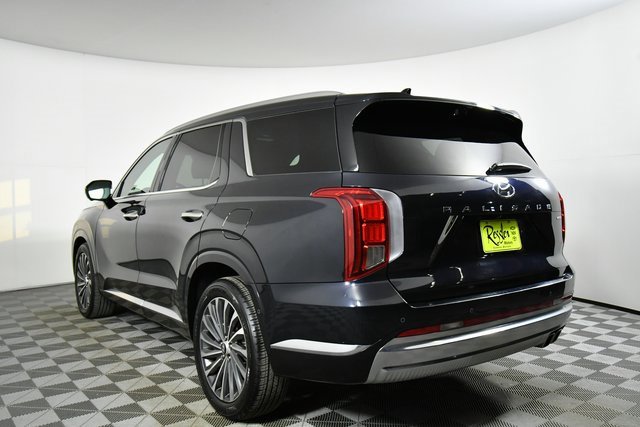 Used 2024 Hyundai Palisade Calligraphy image 13