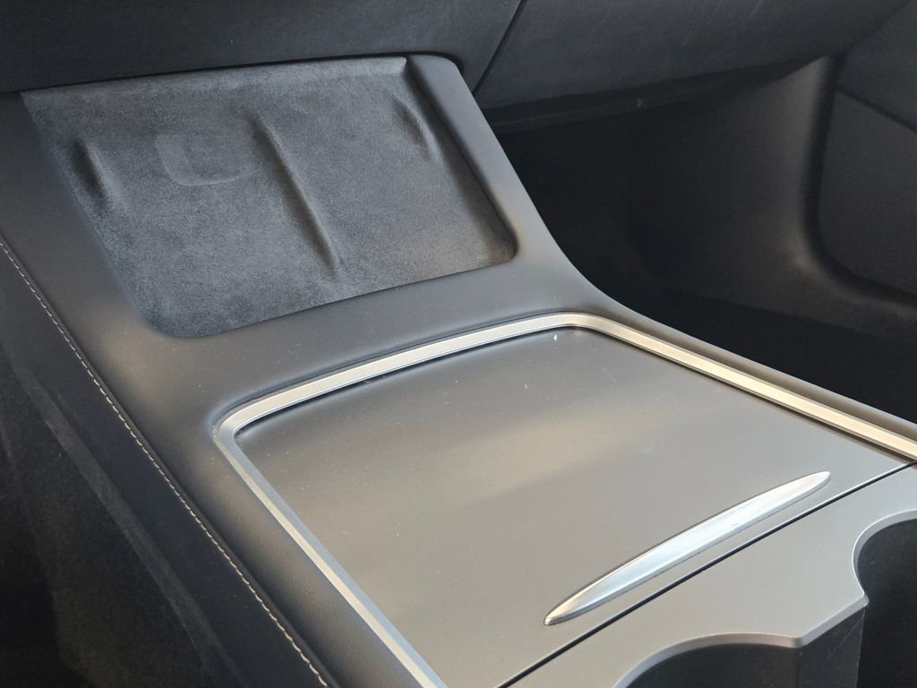 Used 2023 Tesla Model 3 Standard Range image 22