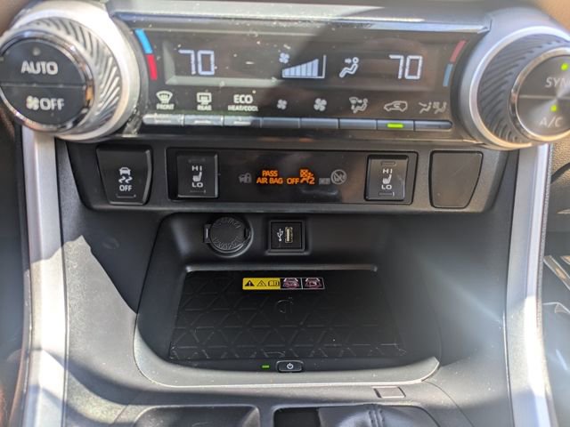 Used 2024 Toyota RAV4 XLE Premium image 32