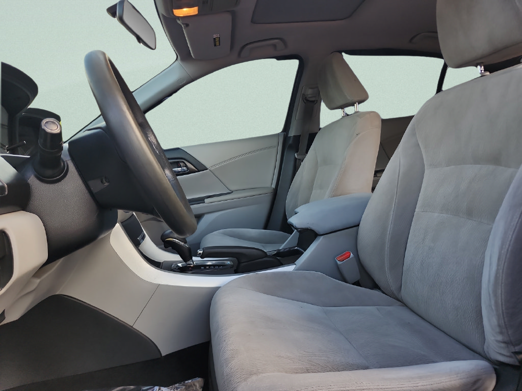 Used 2015 Honda Accord EX image 21