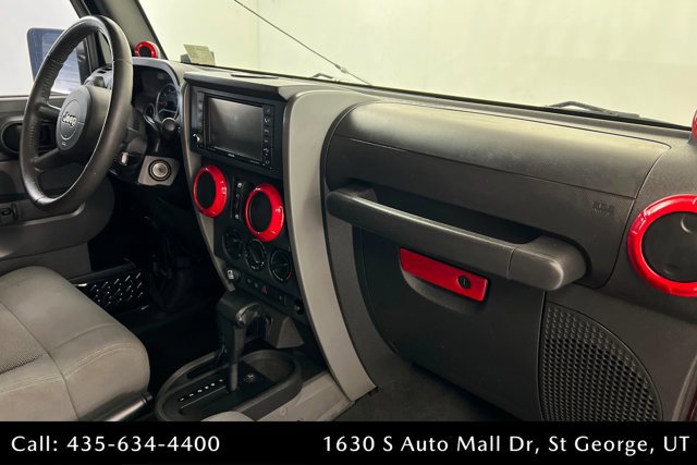 Used 2008 Jeep Wrangler Unlimited Rubicon w/ Dual Top Group AWD/4WD image 24