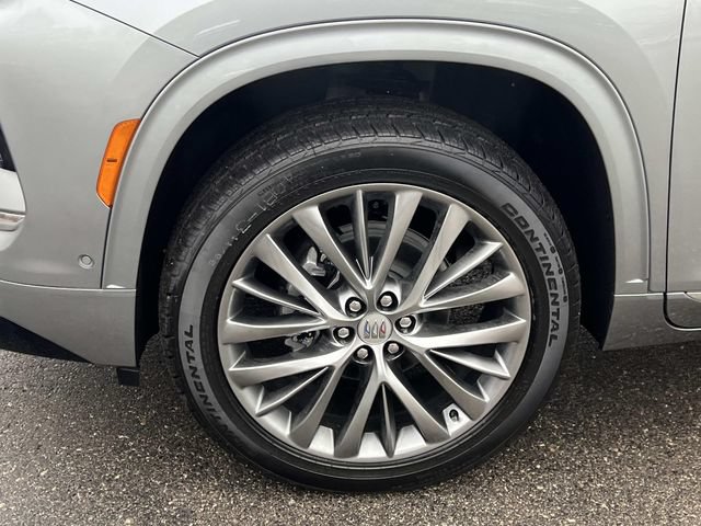 New 2026 Buick Enclave Avenir w/ Super Cruise Package FWD image 10