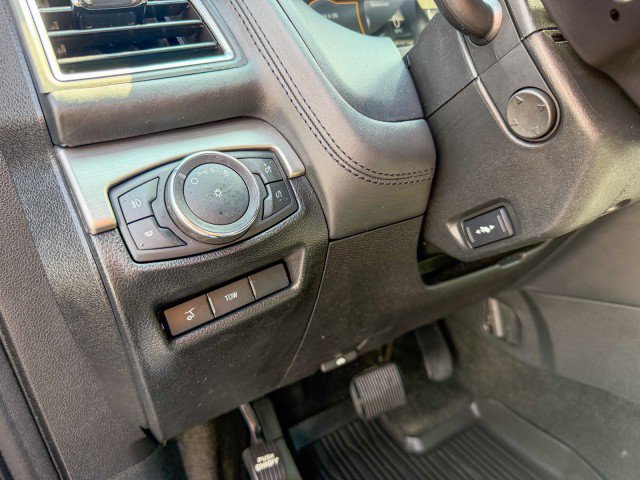 Used 2017 Ford Explorer Platinum AWD/4WD image 17