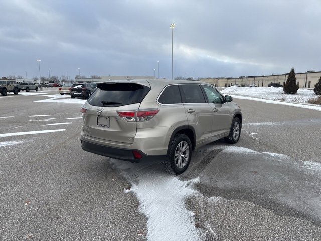 Used 2016 Toyota Highlander Plus image 5
