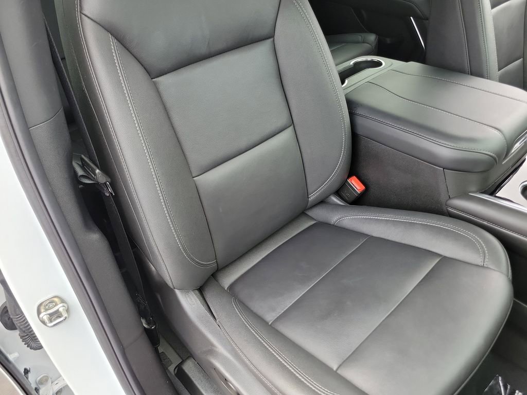 Used 2025 Chevrolet Tahoe LT AWD/4WD image 21