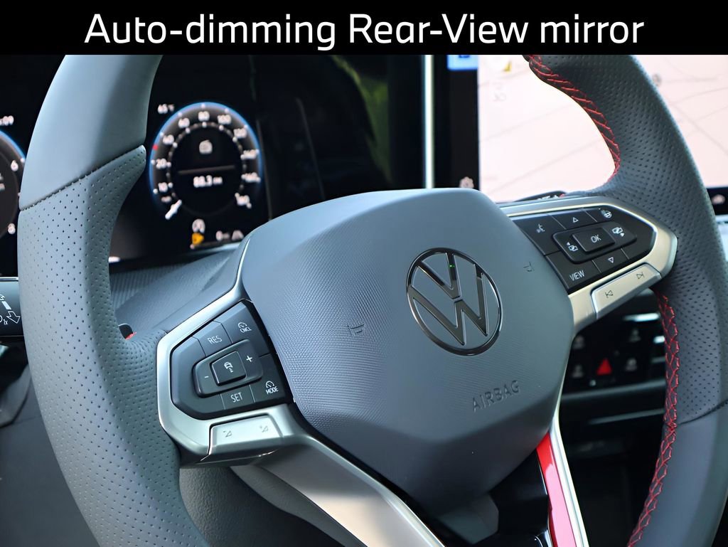 Used 2025 Volkswagen GTI SE image 18