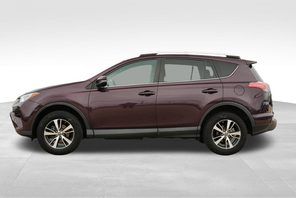 Used 2016 Toyota RAV4 XLE image 4
