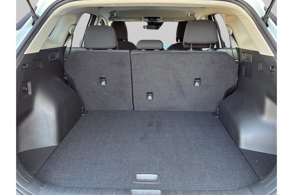 Certified 2026 Kia Sportage LX image 10