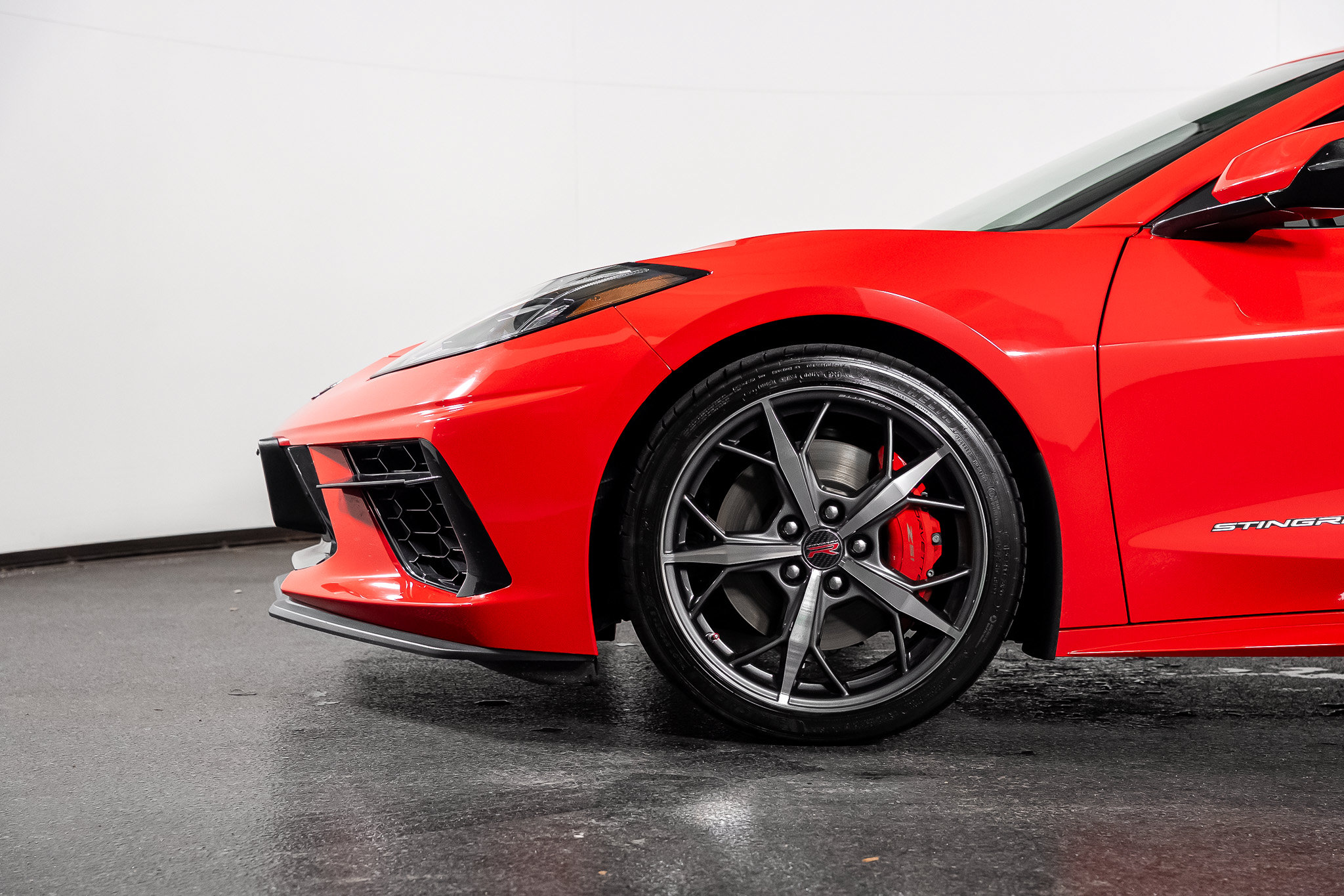 Used 2022 Chevrolet Corvette Stingray Premium Cpe w/ Z51 Performance Package RWD image 13
