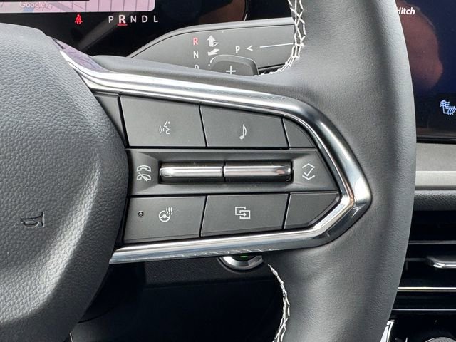 New 2026 Chevrolet Traverse LT w/ Midnight/Sport Edition FWD image 17
