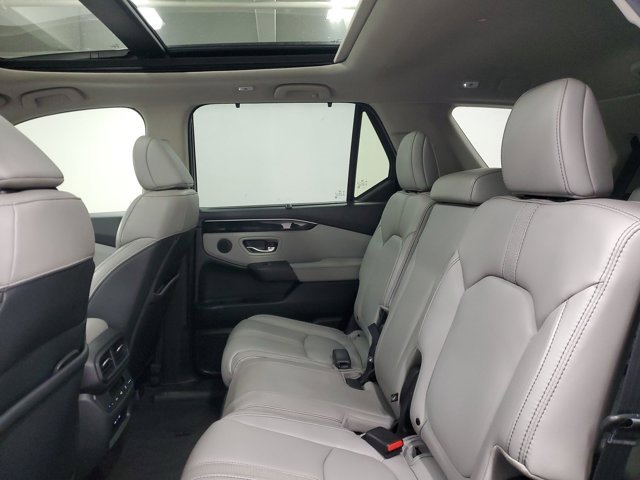 Certified 2024 Honda Pilot Touring image 13