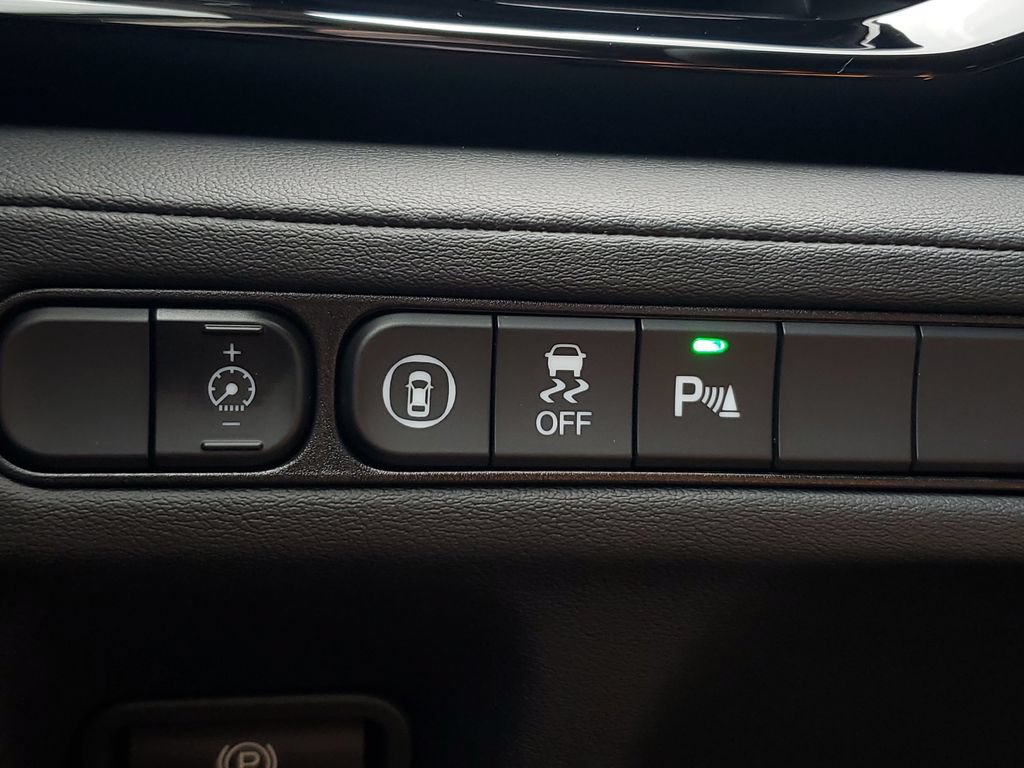 Certified 2024 Acura MDX w/ Technology Package FWD image 31