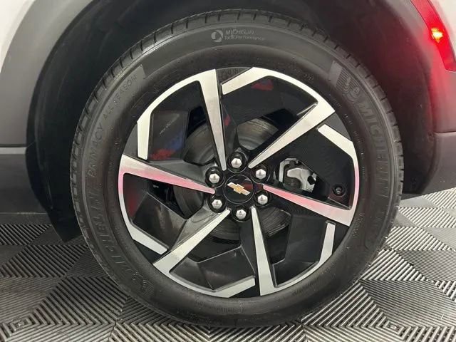 Used 2026 Chevrolet Equinox EV LT image 22