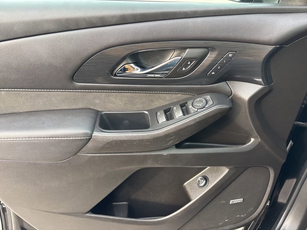 Used 2021 Chevrolet Traverse High Country image 26