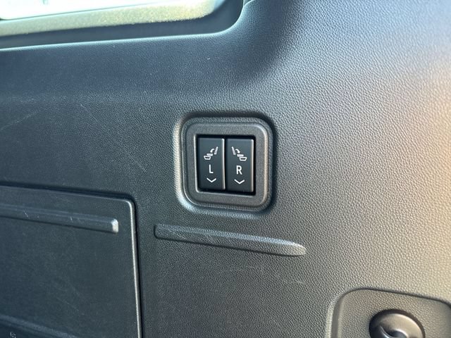 Certified 2024 GMC Hummer EV 3X w/ Omega Edition AWD/4WD image 16