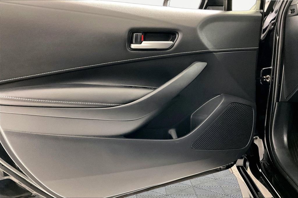 Used 2019 Toyota Corolla SE image 18