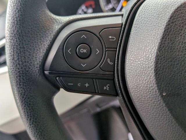 Used 2021 Toyota Corolla LE image 18