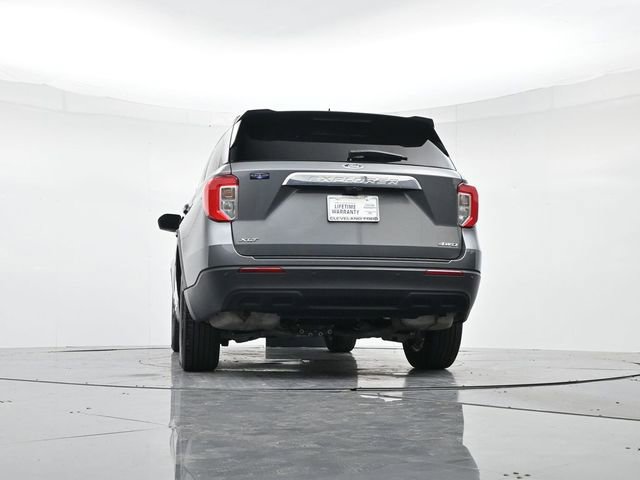 Used 2023 Ford Explorer XLT image 39