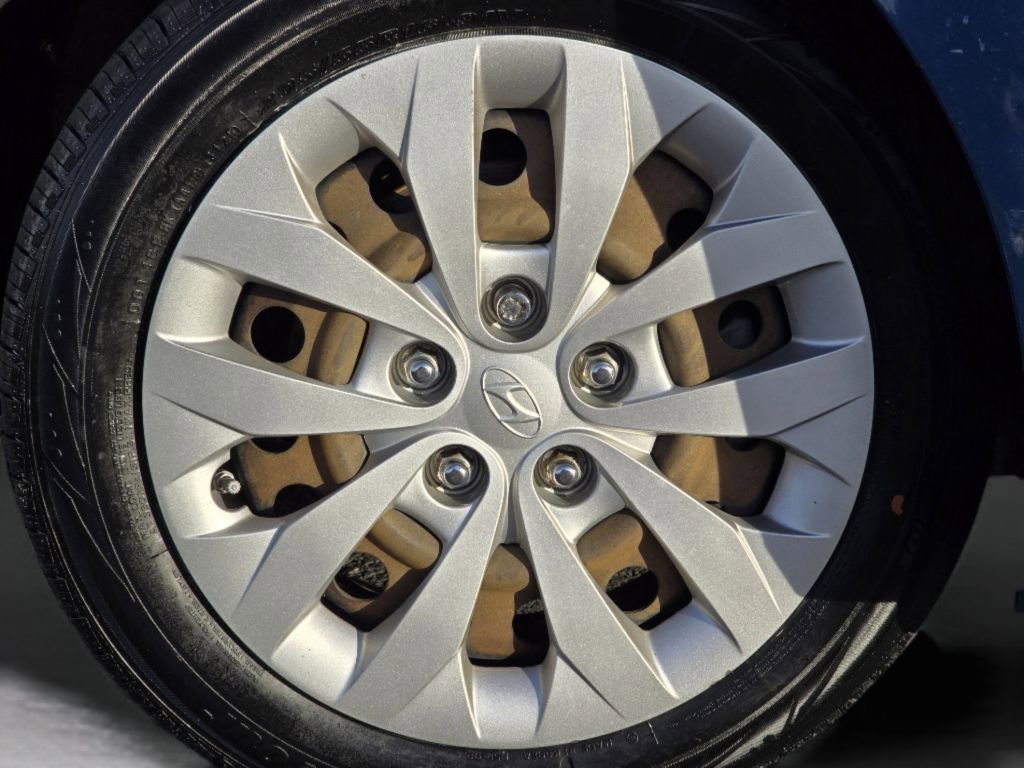 Used 2016 Hyundai Elantra GT image 22