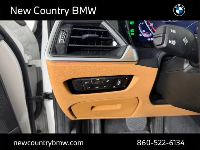 Used 2021 BMW 330i xDrive Sedan w/ Premium Package AWD/4WD image 13