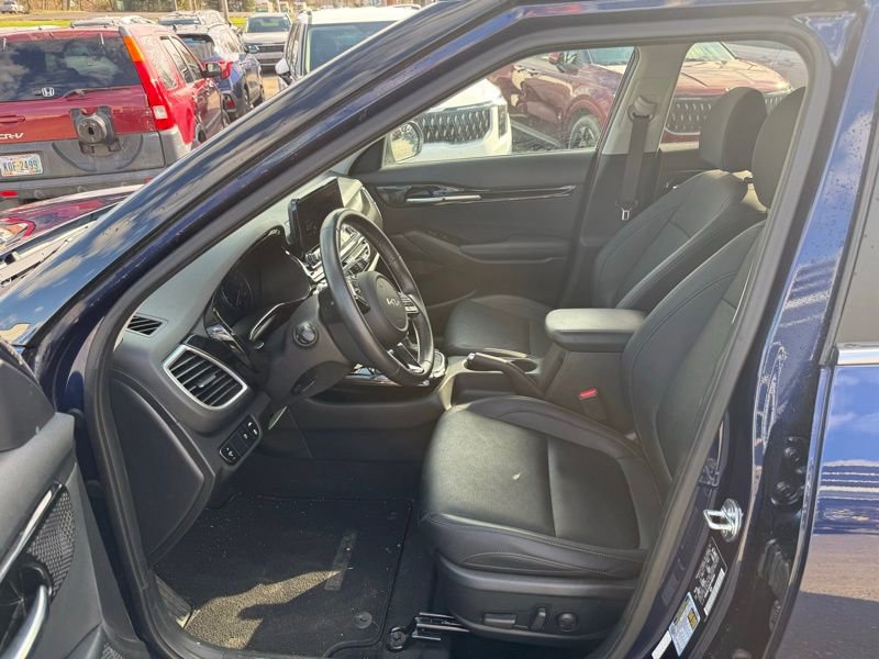 Certified 2023 Kia Seltos EX image 8