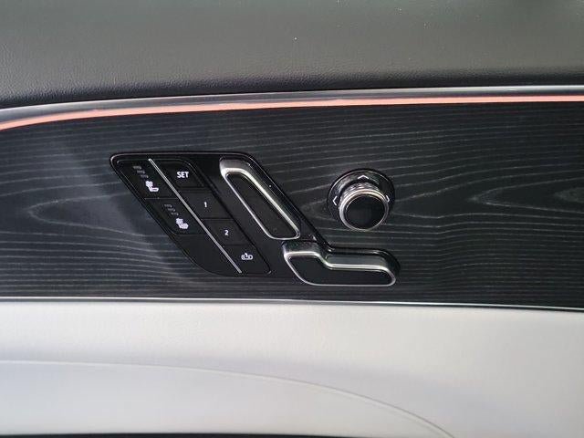 Certified 2024 Cadillac Lyriq Sport AWD/4WD image 16