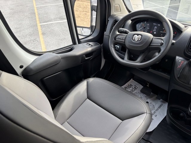 Used 2024 RAM ProMaster 3500 w/ Power Group image 29