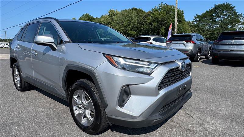 Used 2022 Toyota RAV4 XLE w/ Convenience Package AWD/4WD image 21