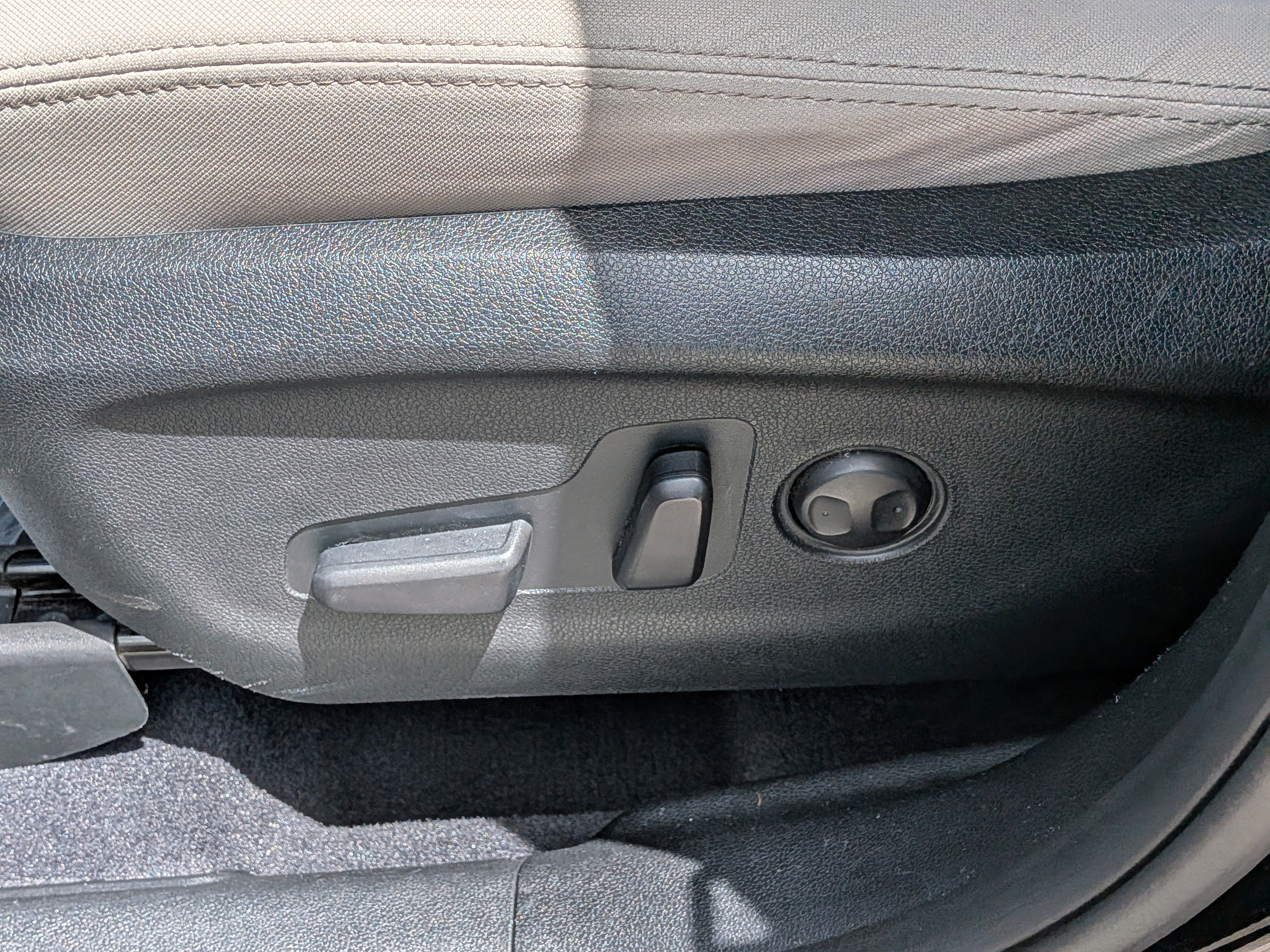 Used 2020 Kia Sorento S FWD image 21